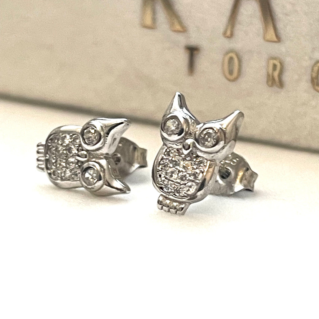 ICY SIX CITY Owl Earrings